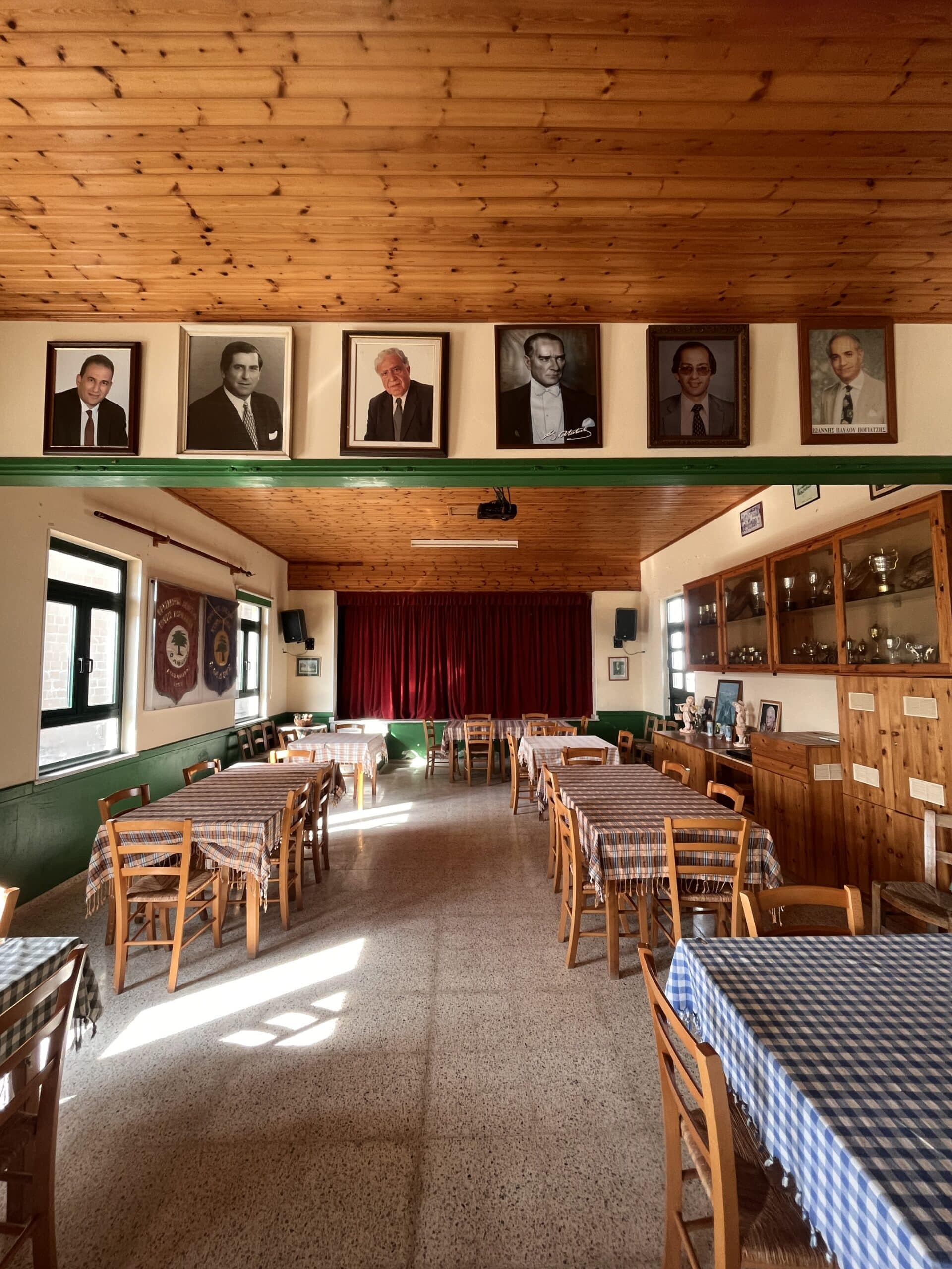 feature tom the interior of the coffeeshop