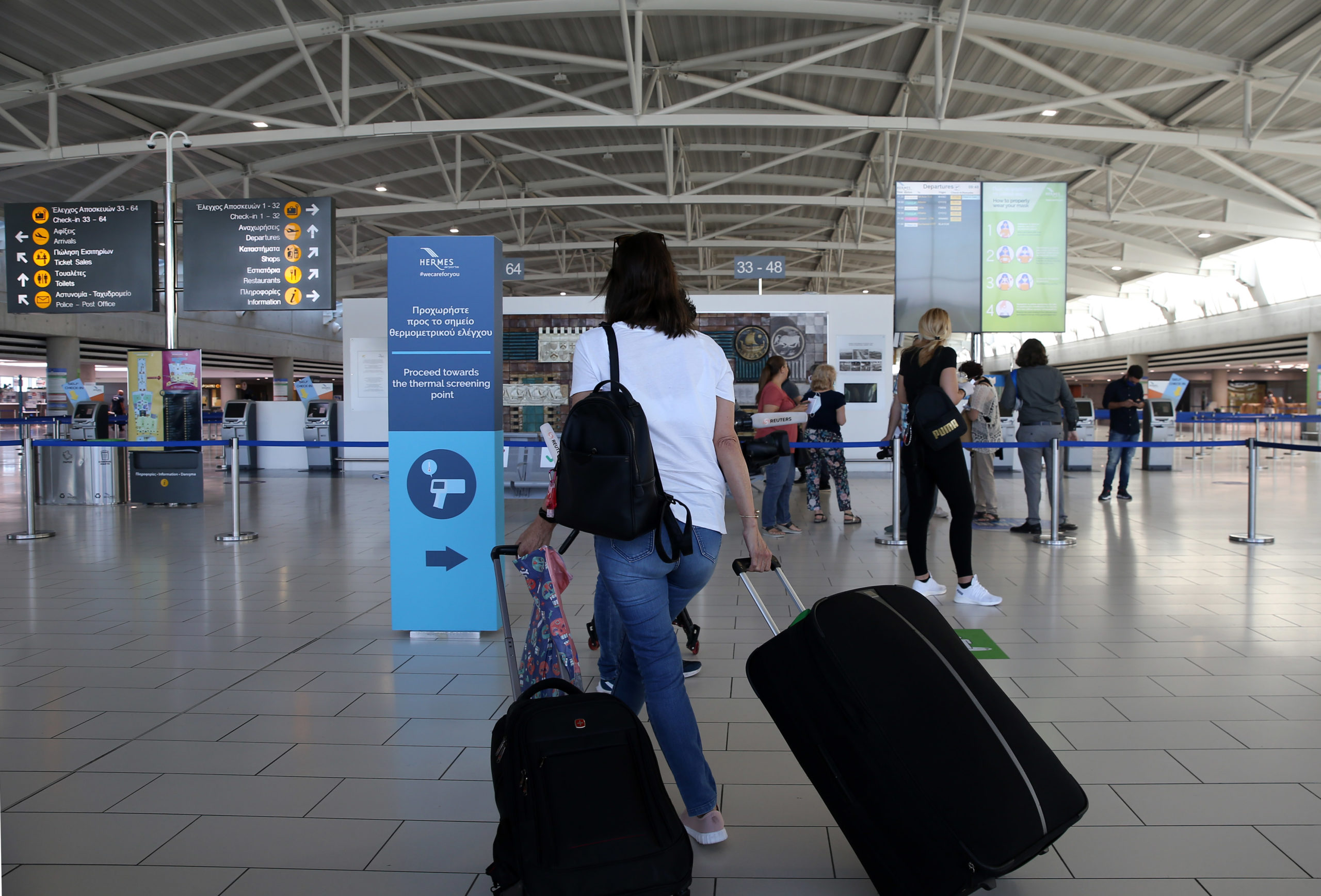 Cypriots in record year-end escapades abroad