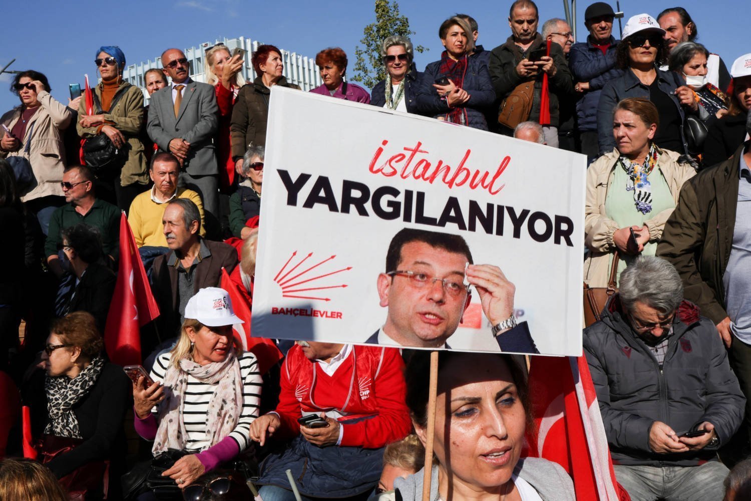 Mayor says Istanbul vote to send Erdogan a message of democracy