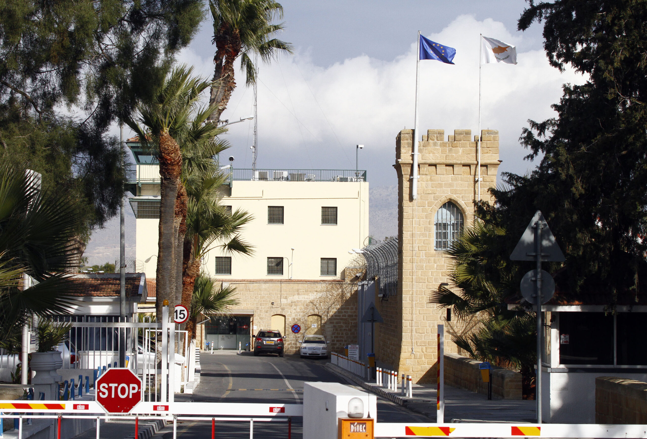 Police raid prisons second time in Paphos crime case