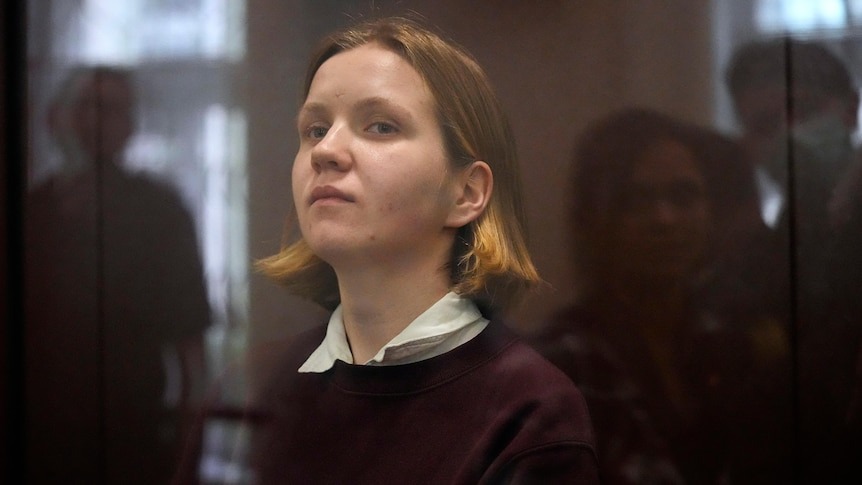 Russian woman sentenced to 27 years for bombing that killed war blogger