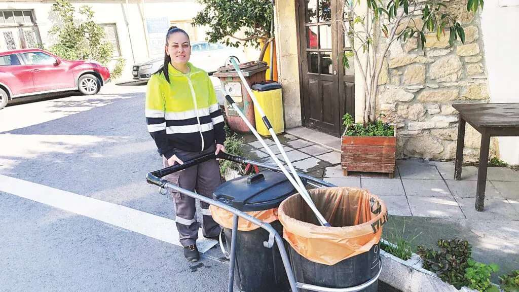The moving story of the only woman street cleaner in the Municipality of Larnaca