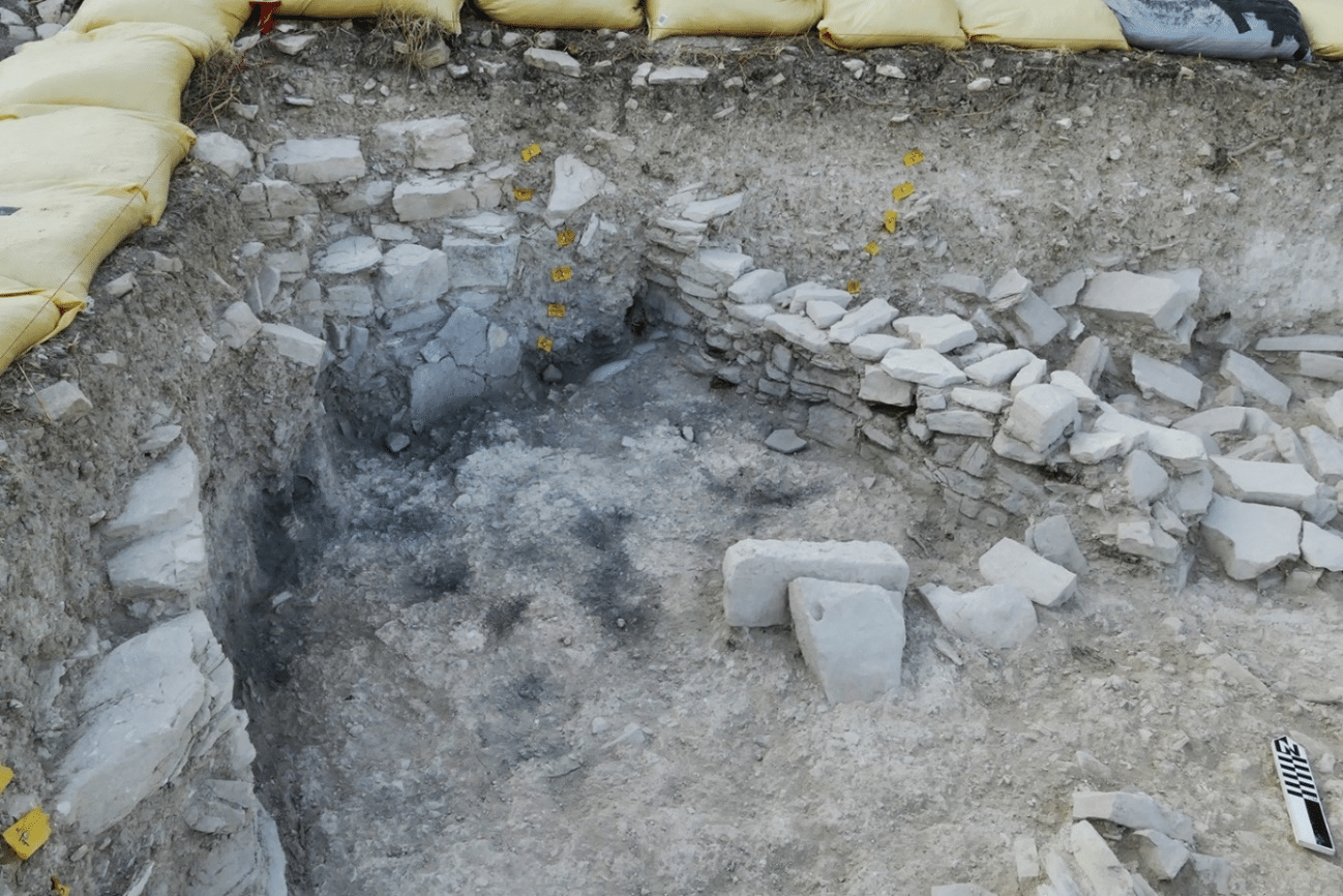 Kalavasos archaeologists discover ancient room
