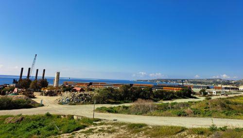 Chinese-led group to visit Vasiliko over stalled LNG plant