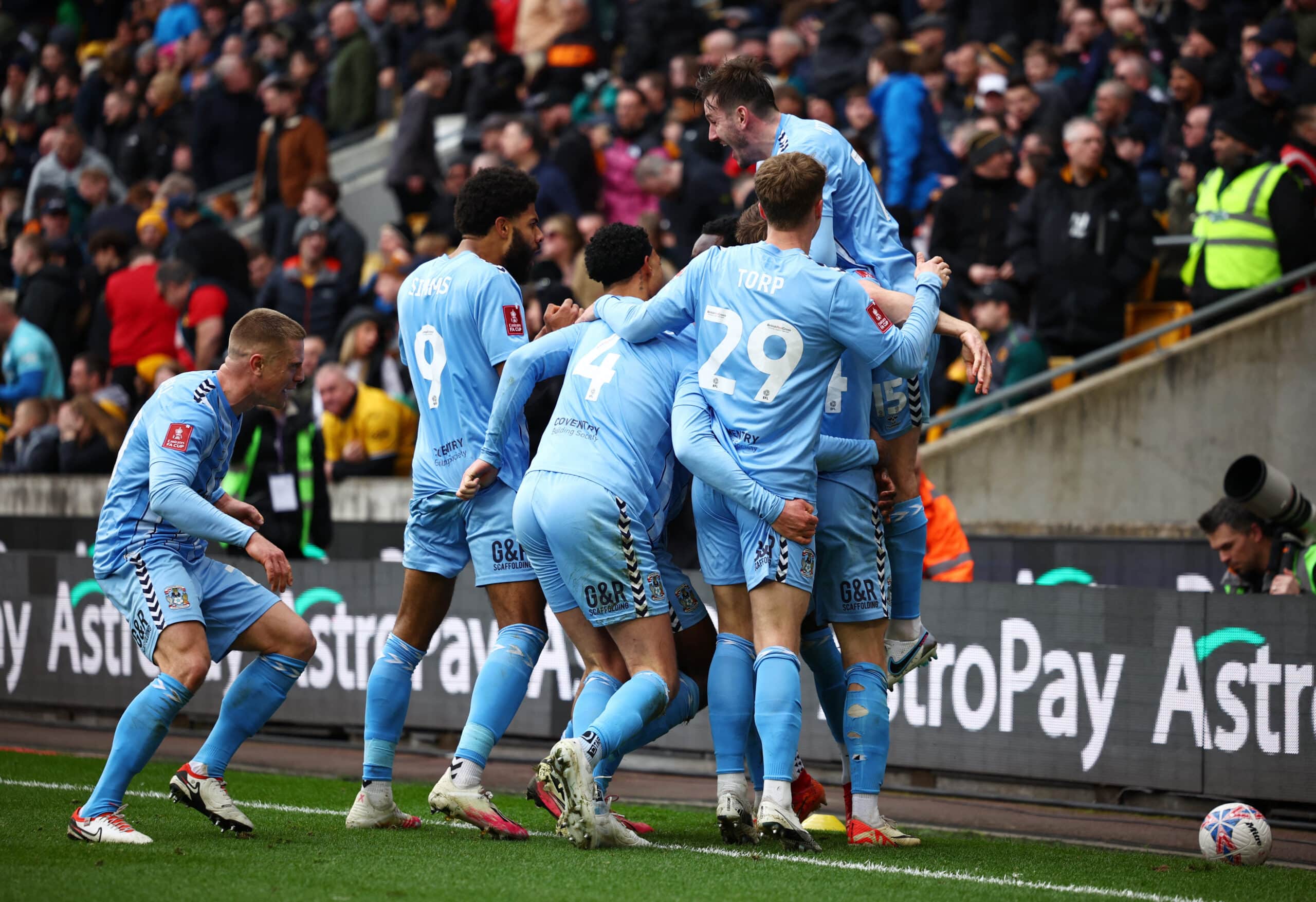 Coventry stun Wolves in FA Cup quarters with injury-time goals