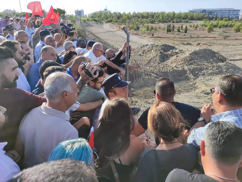 Legal battle unfolds in north over complex in Ayios Dhometios