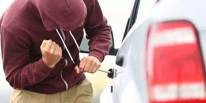 Man arrested for attempted car theft
