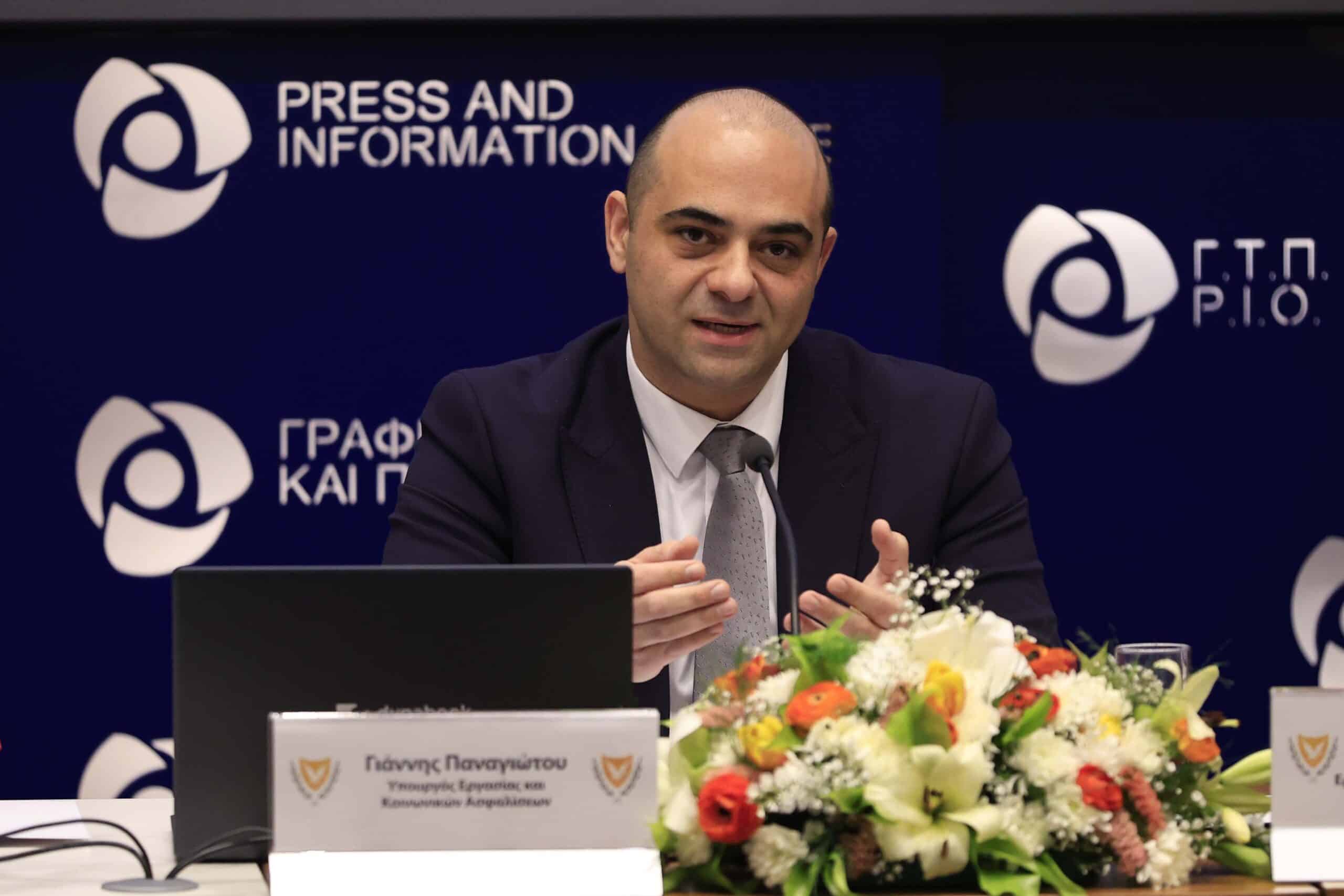 Minister to deal , ‘aggressively’ with illegal work