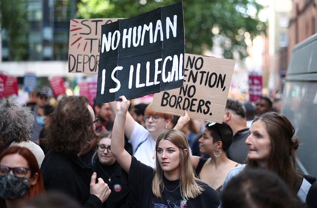 UK plan to deport refugees to Rwanda to be delayed