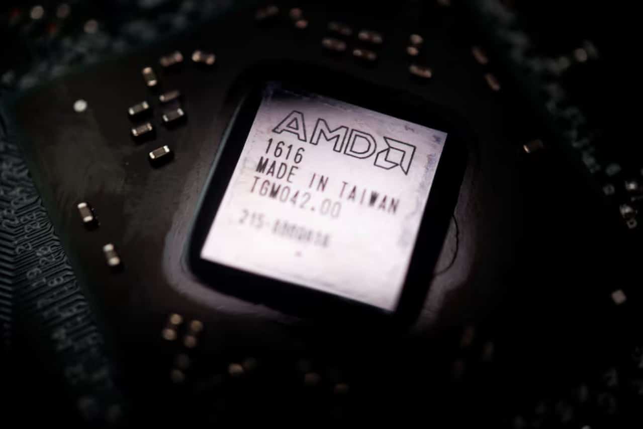 AMD introduces AI chips for business laptops and desktops