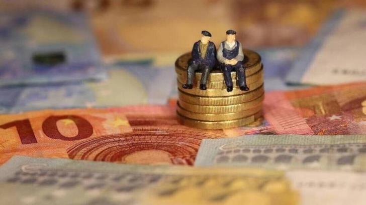 Cyprus considers raising retirement age, ending multiple pensions for officials