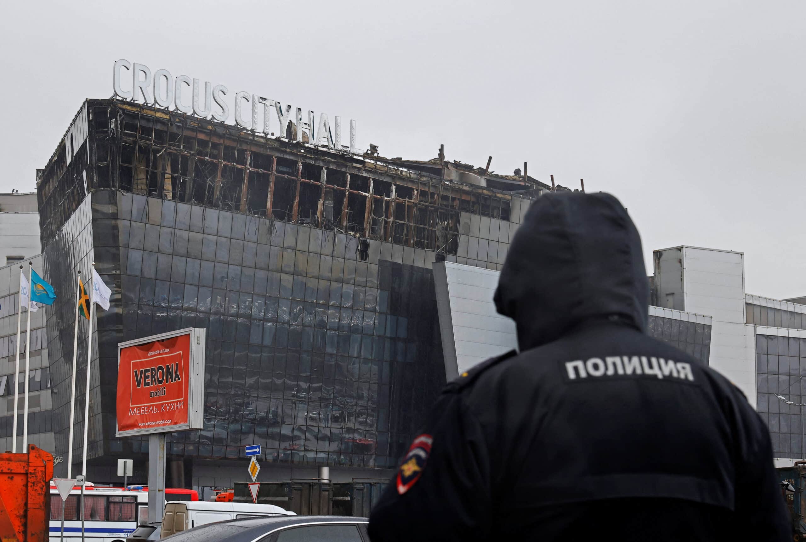 Dam bursts amid flooding in Russia, ’s Urals, evacuation underway, emergency services say