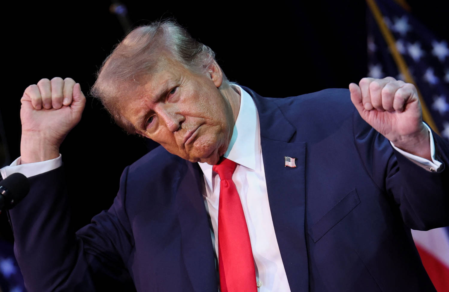 Trump eyes $43 million haul from biggest fundraiser yet