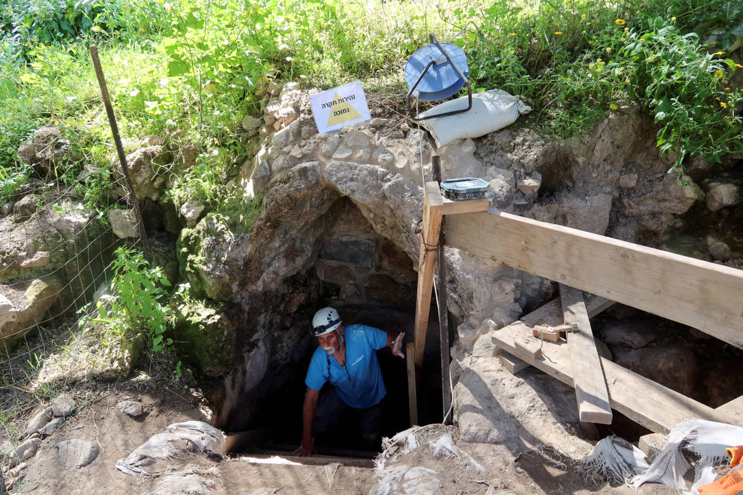 Underground hideout from nearly 2,000 years ago unearthed in Israel