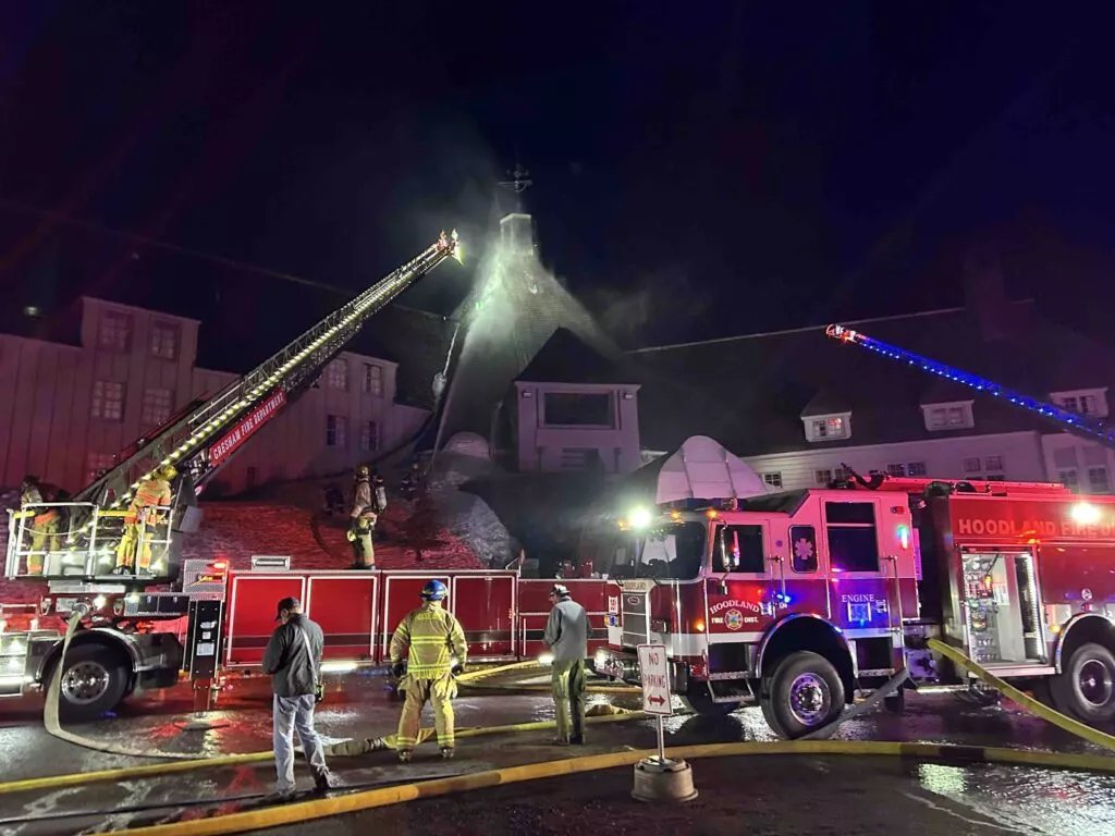 USA: Fire at the iconic Timberline Lodge hotel