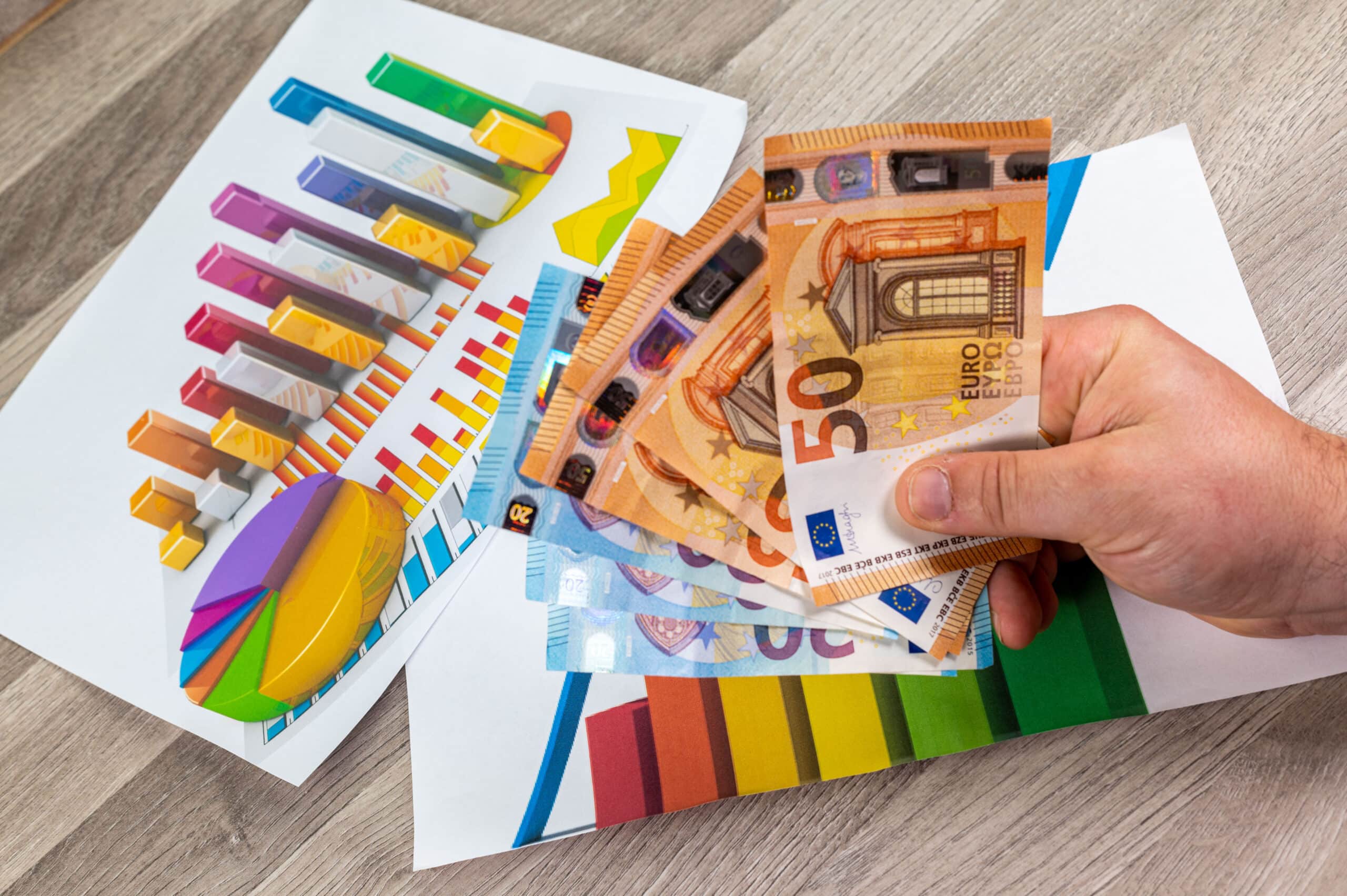 A third of Cypriots are , ‘financially fragile’
