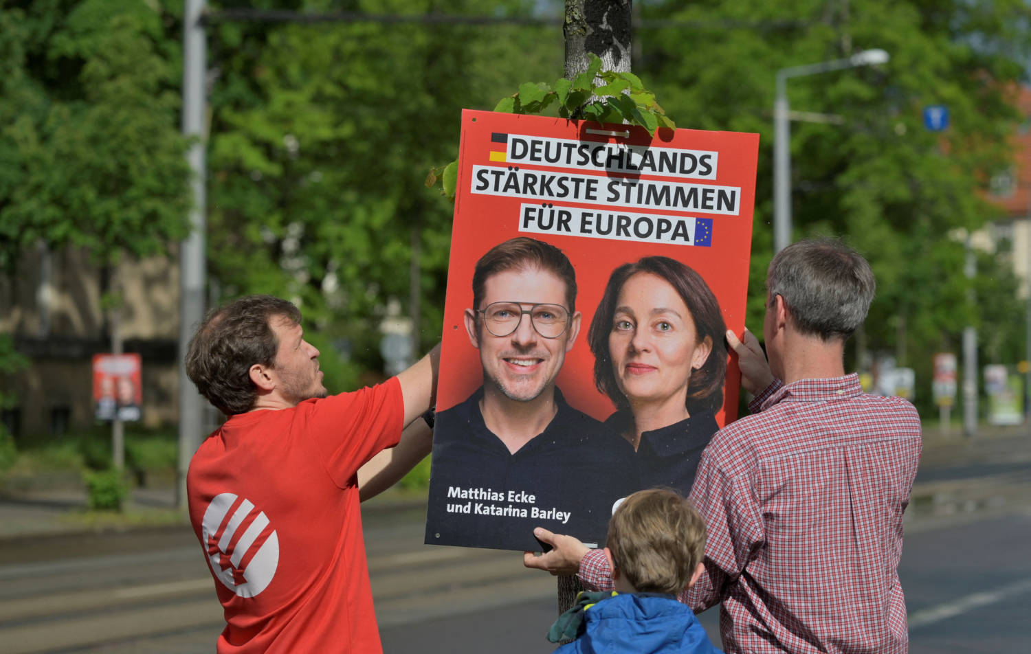 Analysis: Why German politicians are facing growing violence