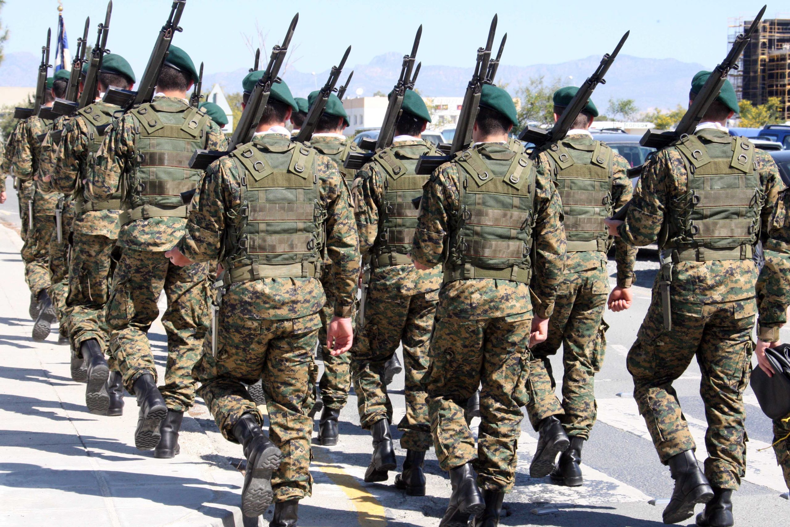 Contract soldiers receive pay rise