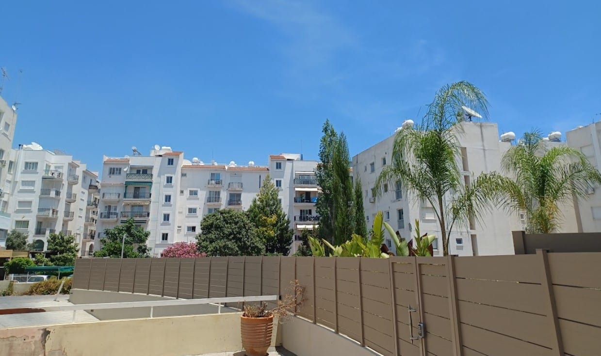 Cyprus real estate sector picks up in April