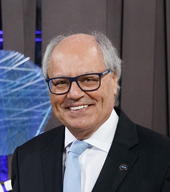 Maltese central bank governor, deputy PM face fraud charges