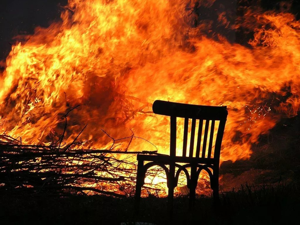 Public urged to remove bonfire materials