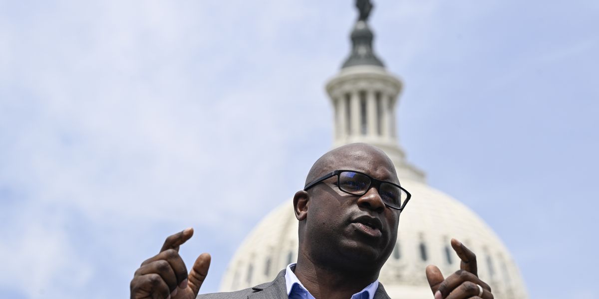 Bowman, Sanders Propose 95% Tax on Corporations Exploiting Inflation to Jack Up Prices | Common Dreams