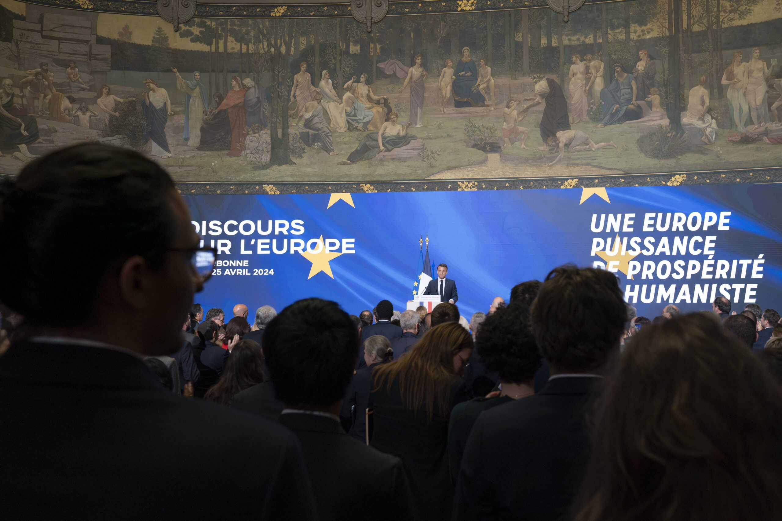 Euro under pressure on EU political woes