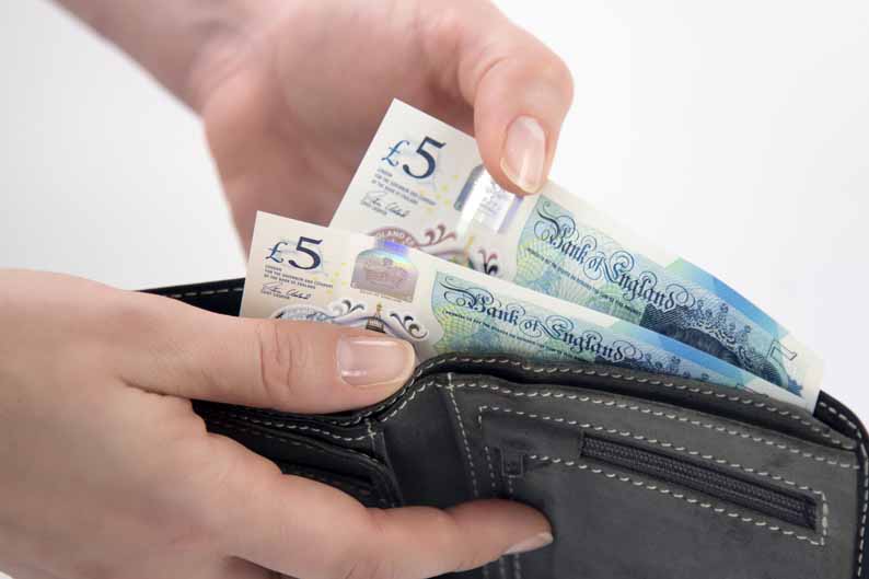 Pound volatility as all eyes on UK election